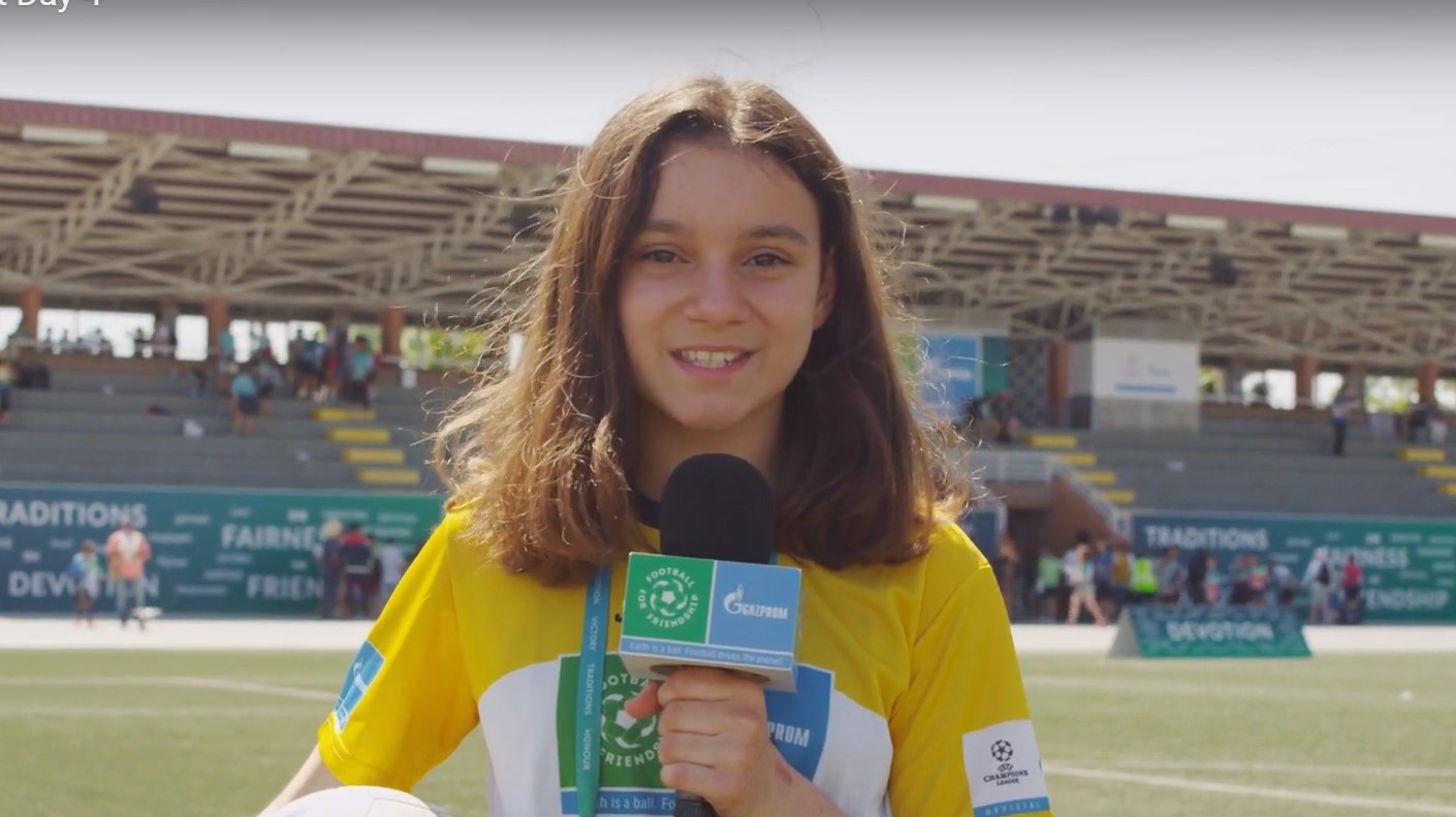 Young female soccer journalists chase dreams through Football for